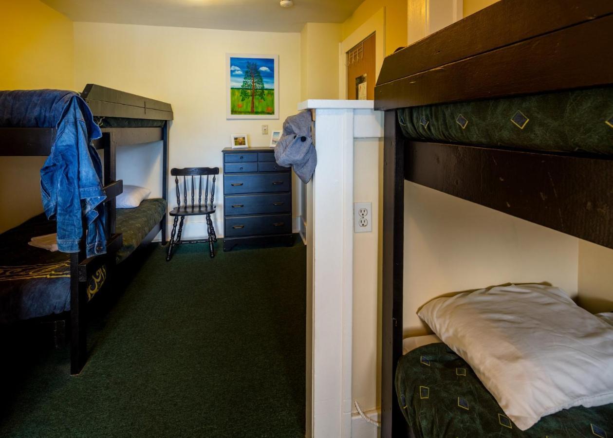 Hi Penticton - Hostel Eksteriør billede